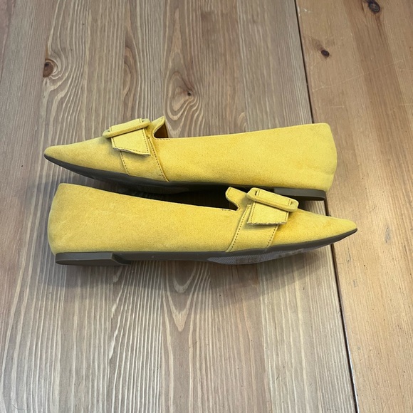 Journee Collection Women's Yellow Loafers - Picture 4 of 5